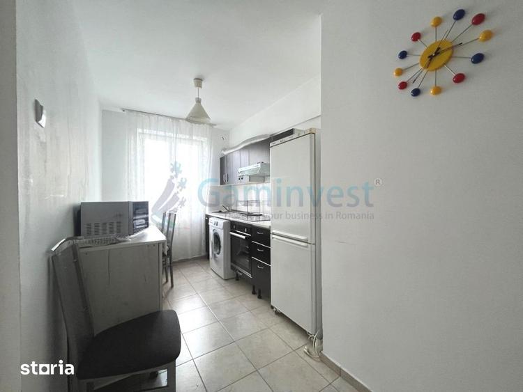 Apartament cu 2 camere semidecomandat, mobilat în Central
