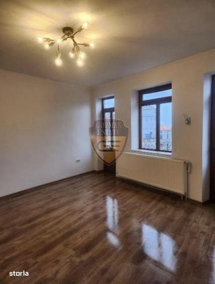 Apartament cu 3 camere în Ultracentral