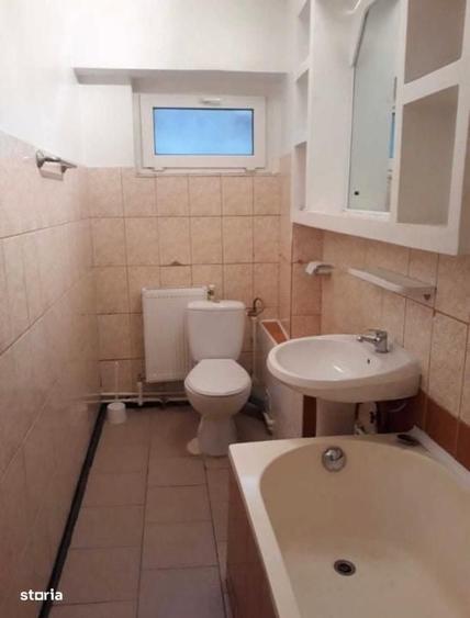 Apartament cu 2 camere decomandat în Nicolina