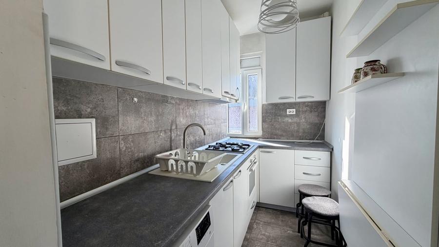 Apartament cu 2 camere semidecomandat în Universitate