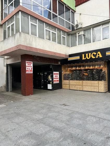 Spațiu comercial, de 50 mp, în Central
