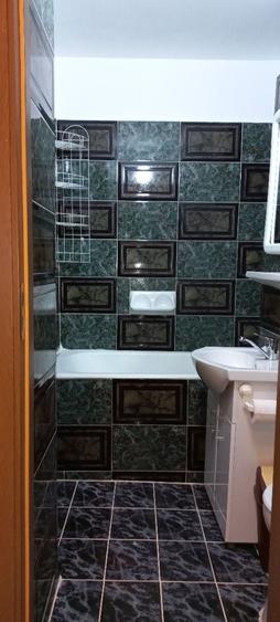 Proprietar inchiriez apartament doua camere Aleea Cetatuia nr.1 - 4