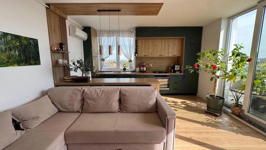 Apartament cu 3 camere în Telegrafului