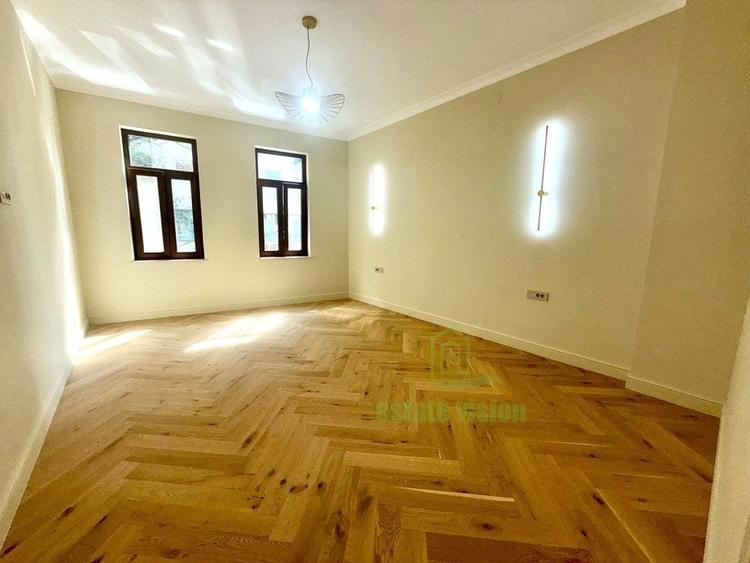 Apartament cu 4 camere semidecomandat în Romană