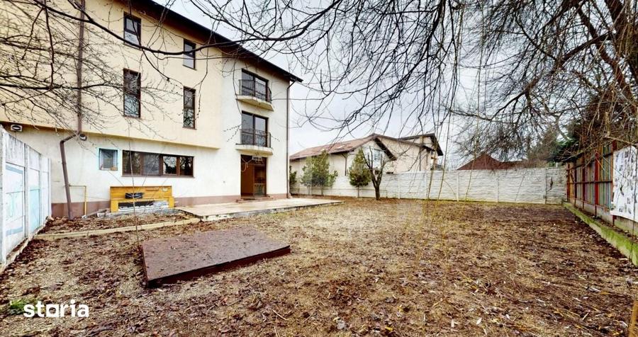 Casă cu 6 camere cu Teren 571 Mp în Snagov