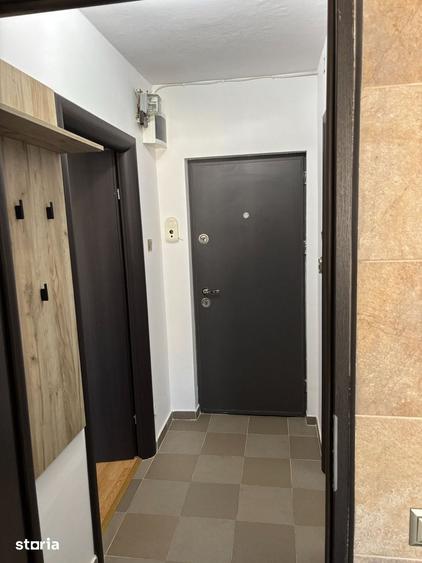 Garsonieră decomandată în Tineretului