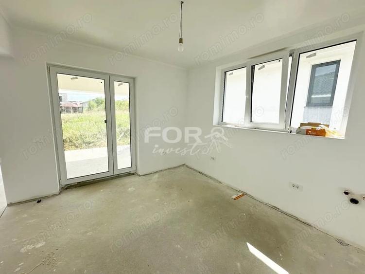 Casă cu 4 camere cu Teren 600 Mp în Paleu