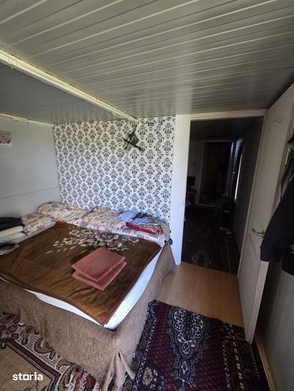 Casă cu 3 camere cu Teren 2876 Mp în Central