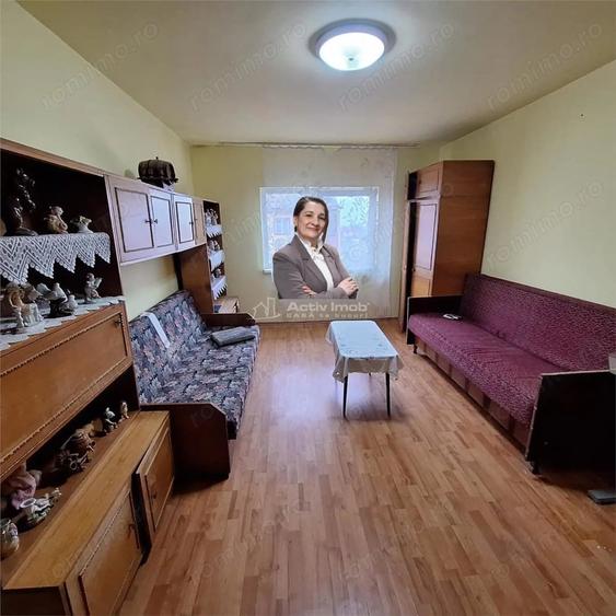 Apartament cu 2 camere decomandat, mobilat în Central
