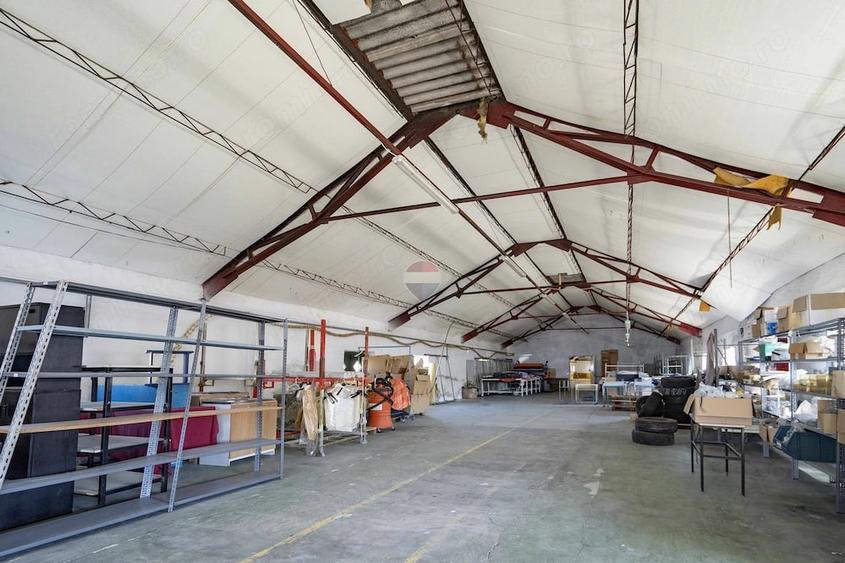 Spațiu comercial, de 2,180 mp, în Inand