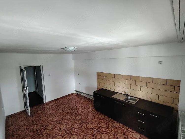 Apartament cu 2 camere decomandat în Vânători