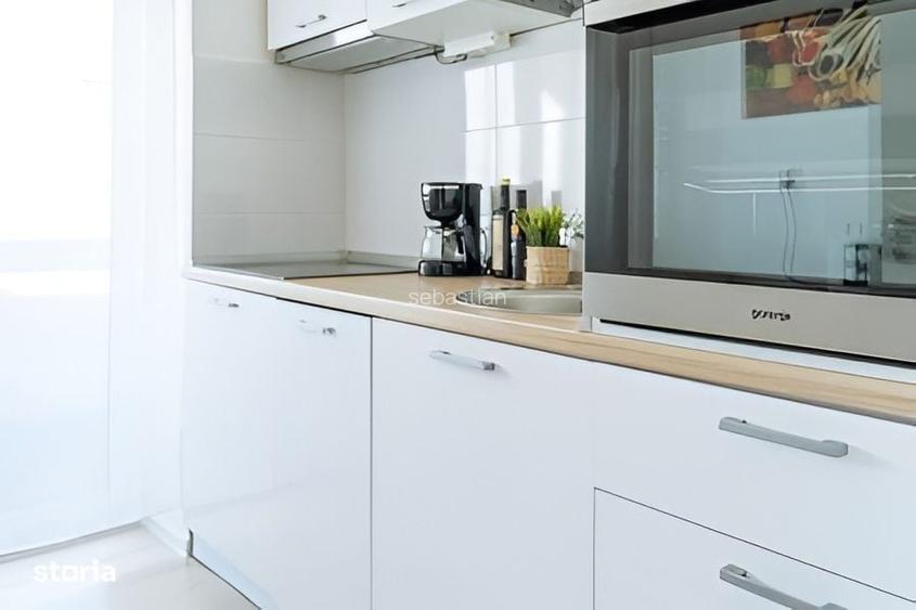 Apartament 3 camere de inchiriat, Piata Romana
