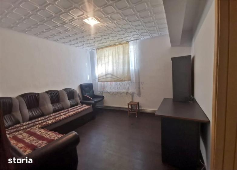 Apartament cu 2 camere nedecomandat în Central