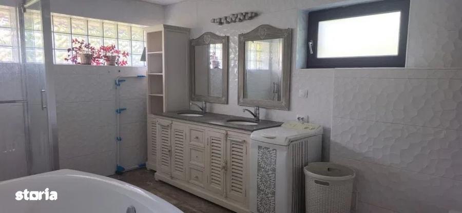 Casă cu 4 camere în Făget