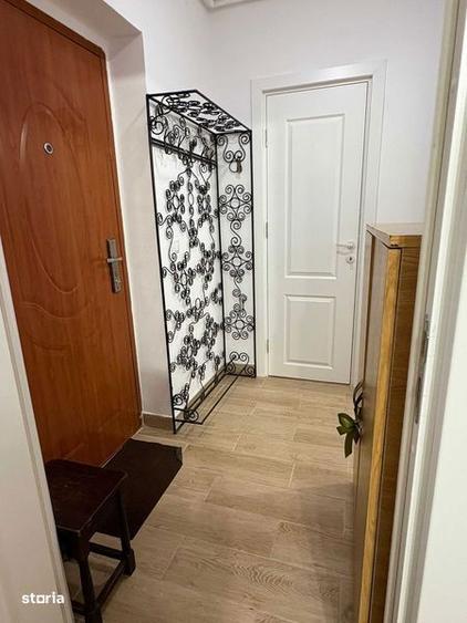 Apartament cu 2 camere decomandat în Cornișa
