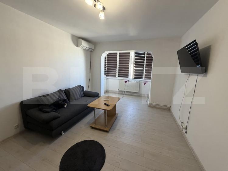 Apartament cu 2 camere semidecomandat, mobilat în Cetate