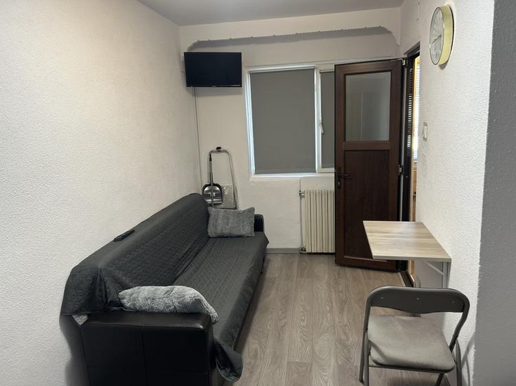 Garsonieră decomandată, mobilată în Tomis Nord