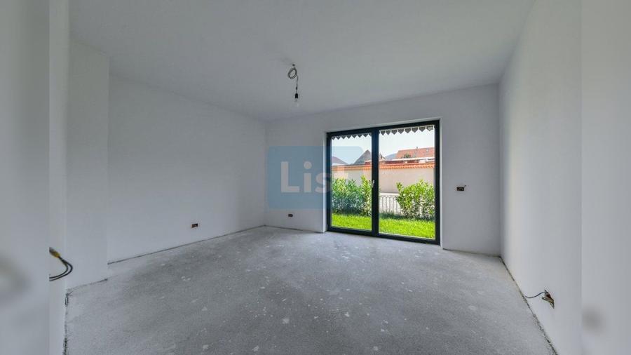 Apartament cu 3 camere decomandat în Brașovul Vechi