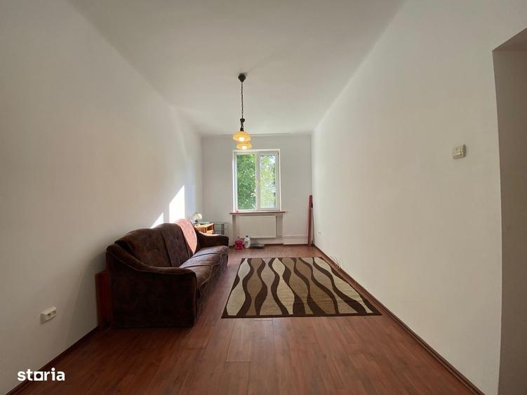 Apartament cu 2 camere decomandat în Băneasa — fotografia 1