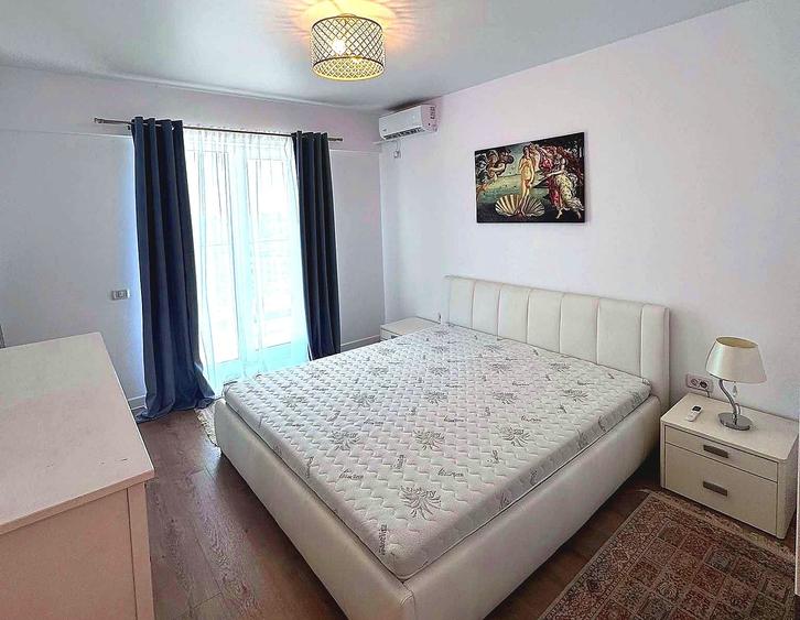 Apartament cu 3 camere decomandat, mobilat în Progresul