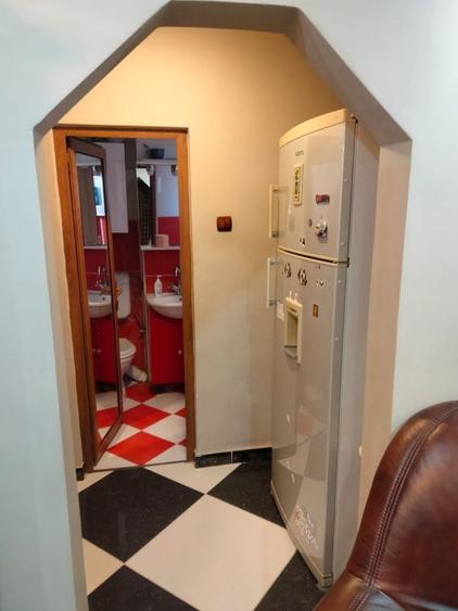Apartament cu 2 camere decomandat în Obor