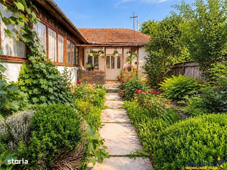 Casă cu 4 camere în Sânzieni