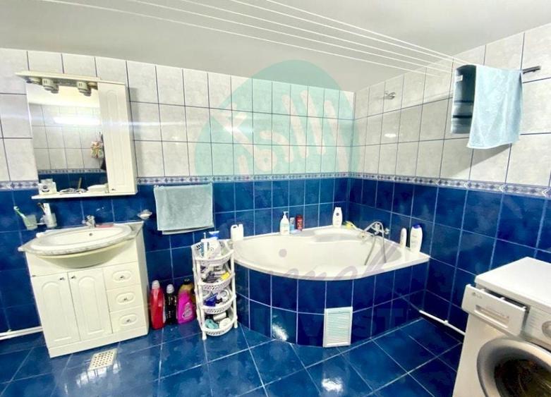 Casă individuală cu 3 camere cu Canalizare în Alba Iulia