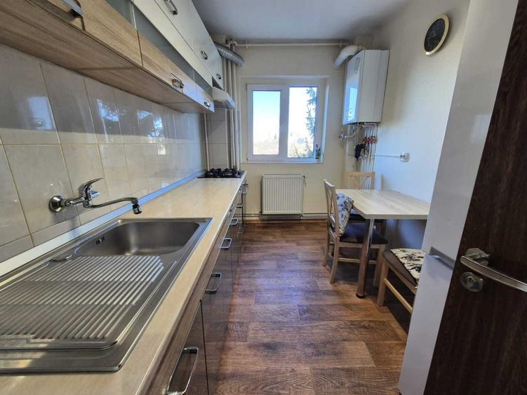 Apartament cu 2 camere decomandat în Drumul Carului