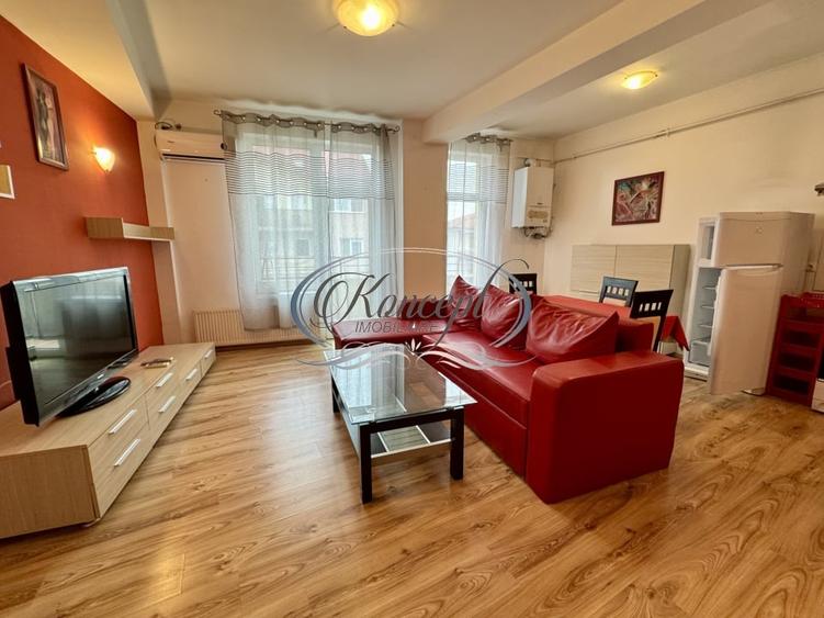 Apartament cu 3 camere decomandat, mobilat în Zorilor