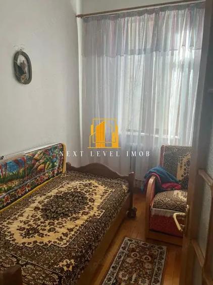 Casă cu 5 camere cu Teren 654 Mp în Eremia