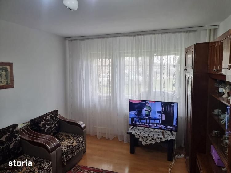 Apartament cu 3 camere decomandat în City Park Mall