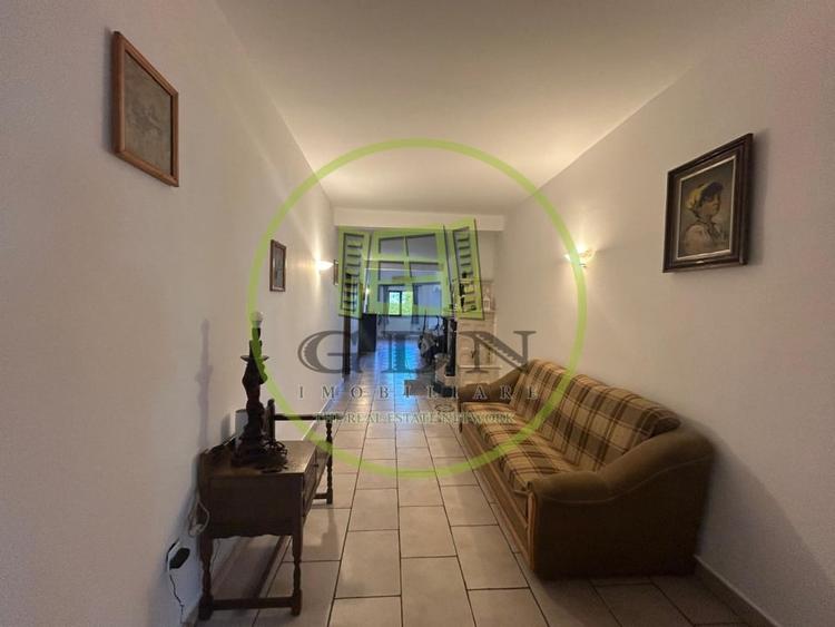Hotel/Pensiune, de 2,963 mp, în Cernele