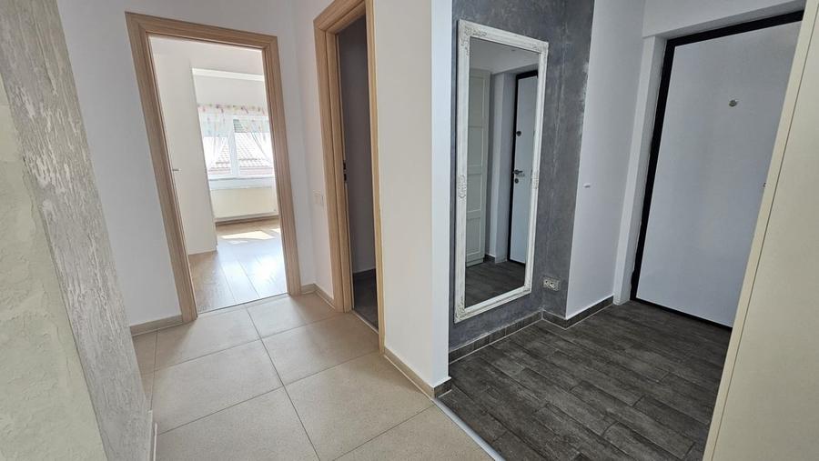 Apartament cu 3 camere decomandat în 1 Decembrie 1918