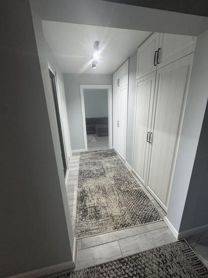 Apartament cu 2 camere decomandat în Titan