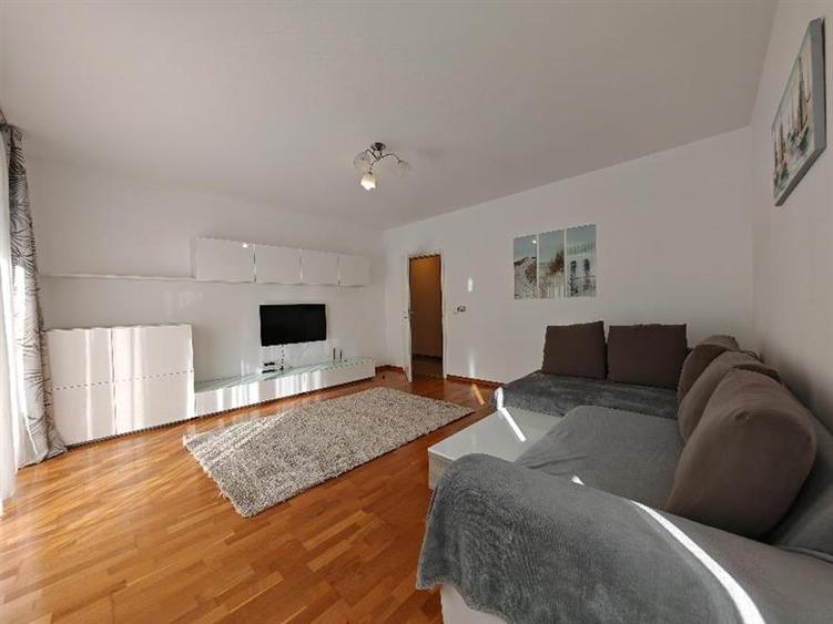 Inchiriem Apartament 2 Camere, Modern, Decomandat, Avantgarden - 15