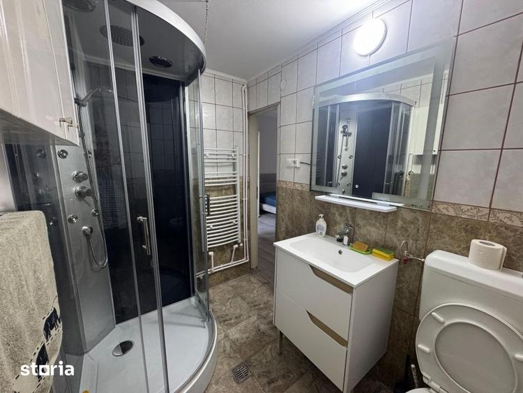 Apartament cu 3 camere, mobilat în Centrul Civic