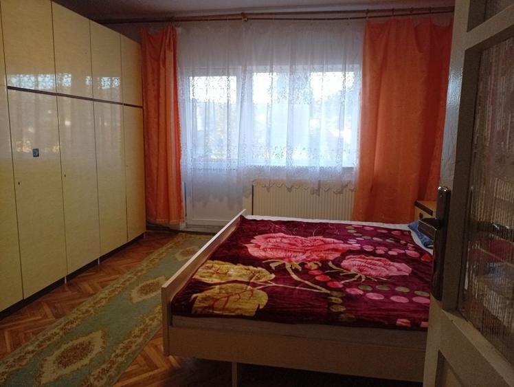 Casă cu 3 camere în Central