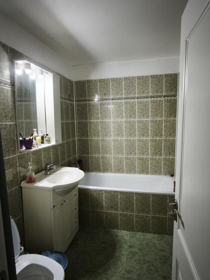 Apartament cu 3 camere decomandat în Nord