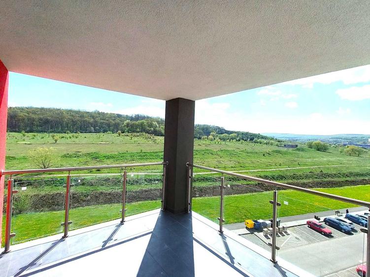 Apartament cu 2 camere decomandat în Tudor