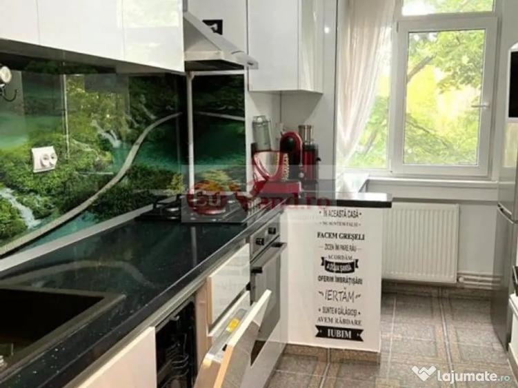 Apartament cu 3 camere decomandat în Țiglina 3