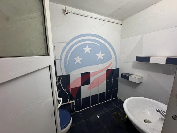 Apartament cu 4 camere semidecomandat în Ultracentral