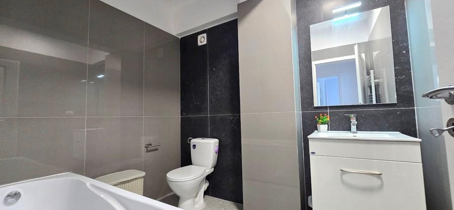 Apartament cu 2 camere decomandat, mobilat în Valea Adâncă