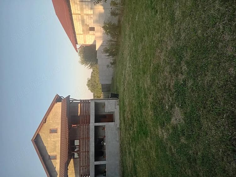 Casă cu Teren 680 Mp în Lucieni