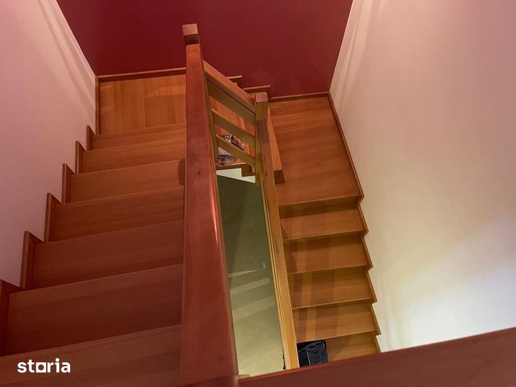 Casă cu 4 camere cu Teren 1000 Mp în Odoreu
