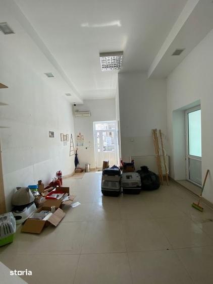 Spațiu comercial, de 165 mp, în Central