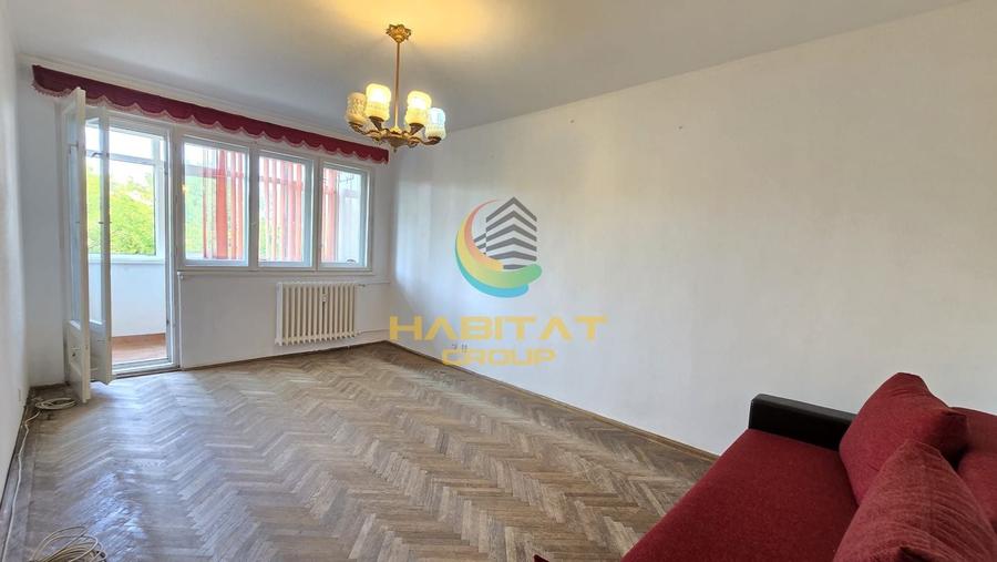 Apartament cu 3 camere decomandat în Apărătorii Patriei
