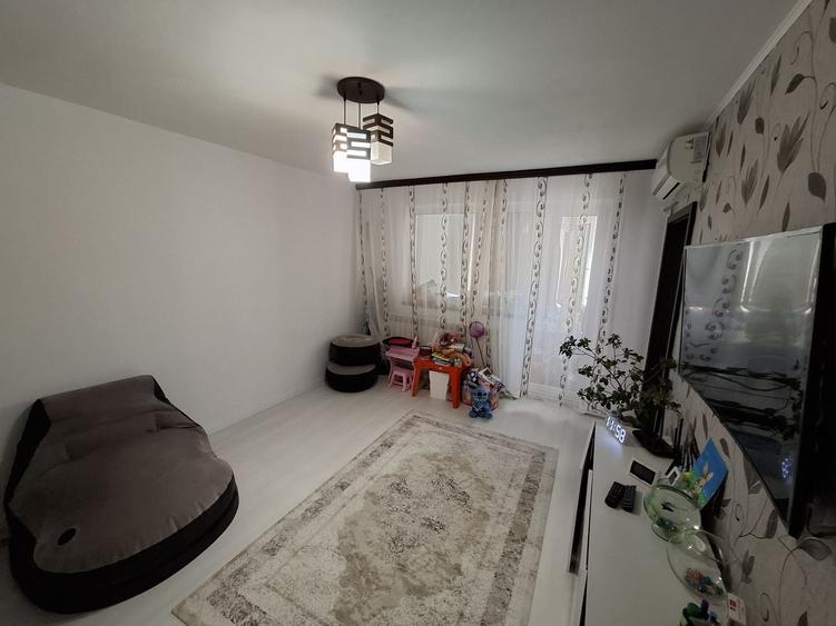Apartament cu 4 camere renovat centrala gaz Inel II - 2