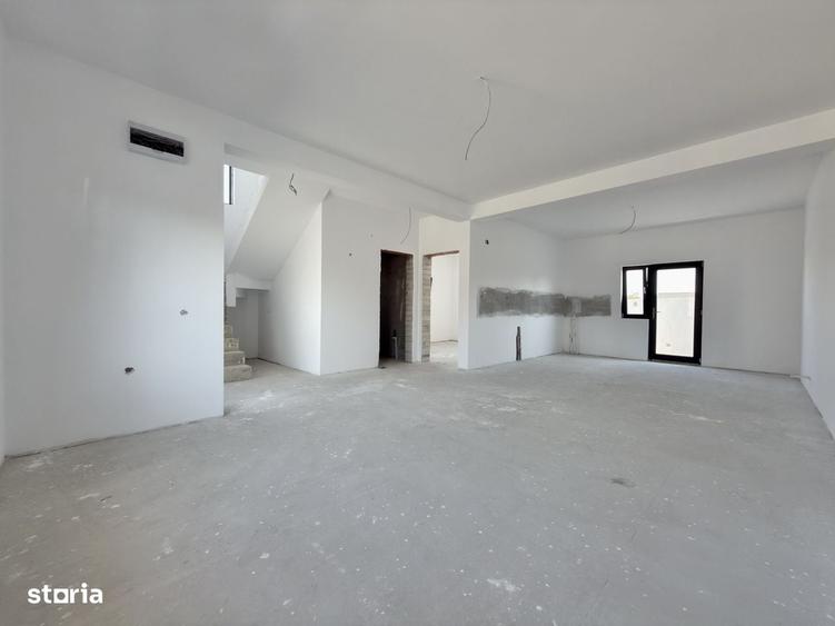 Casă cu 3 camere cu Teren 360 Mp în Central