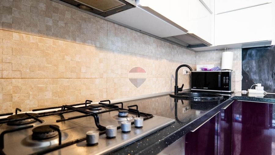 Apartament cu 3 camere decomandat, mobilat în Dobroești