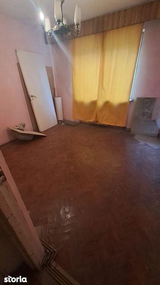 Apartament cu 2 camere semidecomandat în Depozitelor